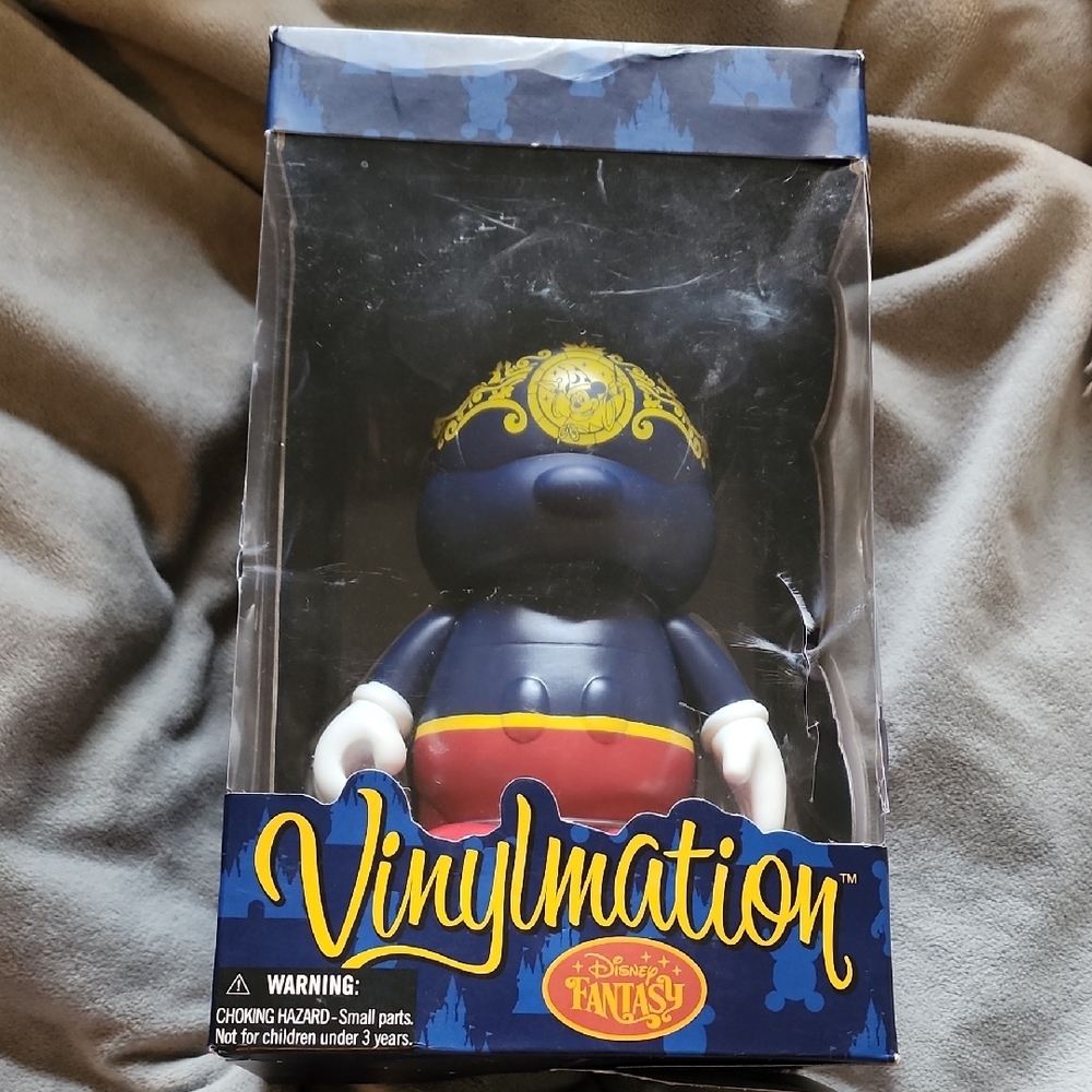 2012-2013 Mickey Vinylmation. 1 of 750 made.  Inaugural Sailings. 9" Tall.